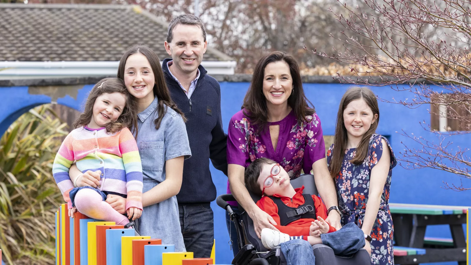 Pictured at the Launch of Children’s Hospice Week 2023 whilst LauraLynn, Ireland’s only Children’s Hospice announce expansion plans for in home care to Limerick was the Lane Family from Limerick who will be one of many families benefiting from the exciting announcement. (L-R, Florence Lane, Caoilinn Lane, Ger Lane, Matthew Lane, Alison Lane and Rebecca Lane) 